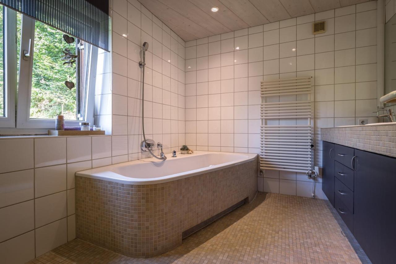 Aparthaus Am Walde & Appartement Sonnenseite Бартоломеберг Экстерьер фото