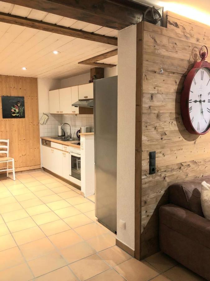 Aparthaus Am Walde & Appartement Sonnenseite Бартоломеберг Экстерьер фото