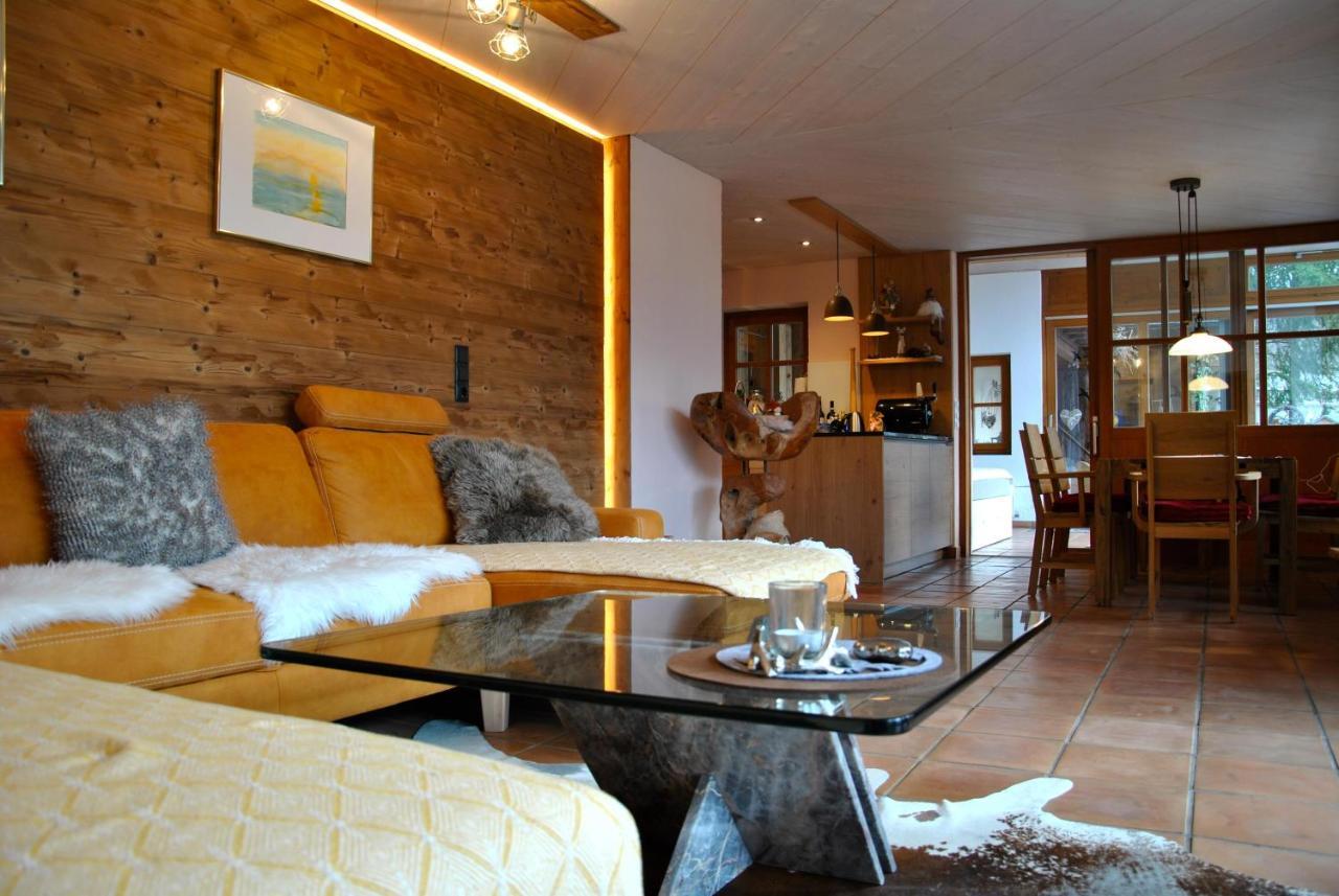 Aparthaus Am Walde & Appartement Sonnenseite Бартоломеберг Экстерьер фото
